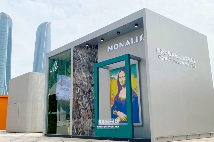 ����Ʒ����Ѷ���������������ڵ�������ɯ��ɫչ��